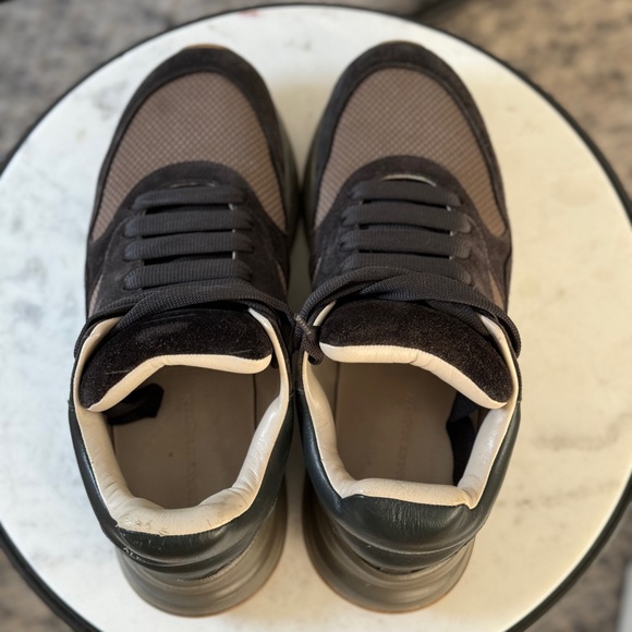 Alexander McQueen size US 8.5 EU41.5 - Picture 3 of 10